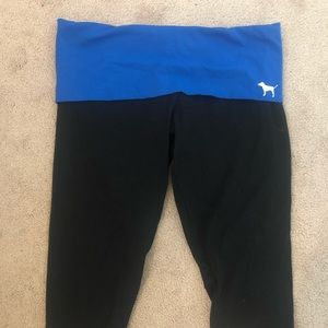 Cropped PINK by Victoria’s Secret Leggings